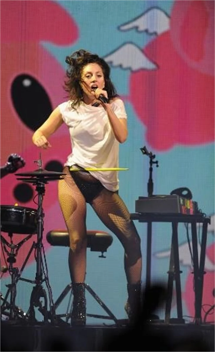 Lady Gaga festivale yine damga vurdu!