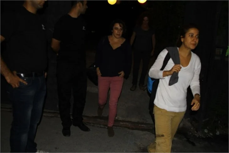 Vasfiye Teyze yeni yaşını muhteşem partiyle kutladı!