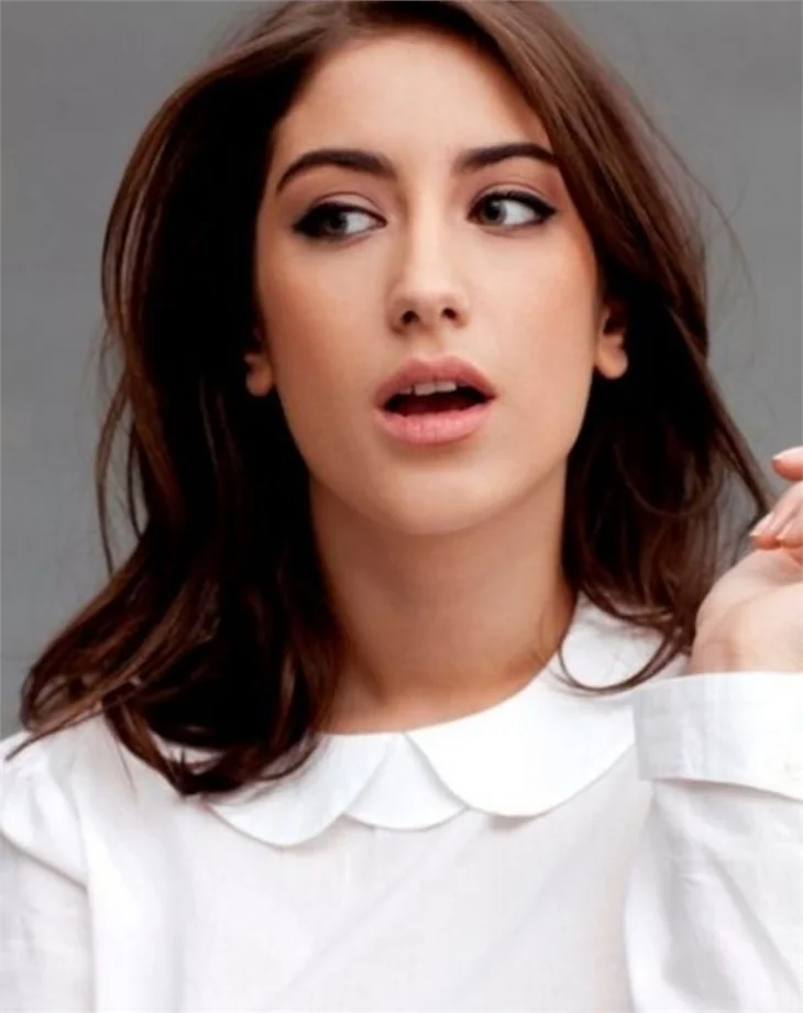 Hazal Kaya-Aslı Tandoğan rekabeti!