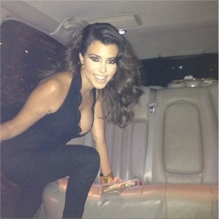 Kourtney'in elini sıkmak 150 dolar