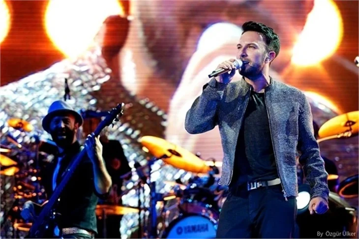 Tarkan konserinde tuvalet krizi!