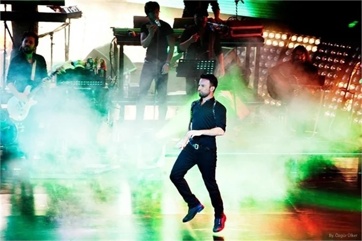 Tarkan konserinde tuvalet krizi!