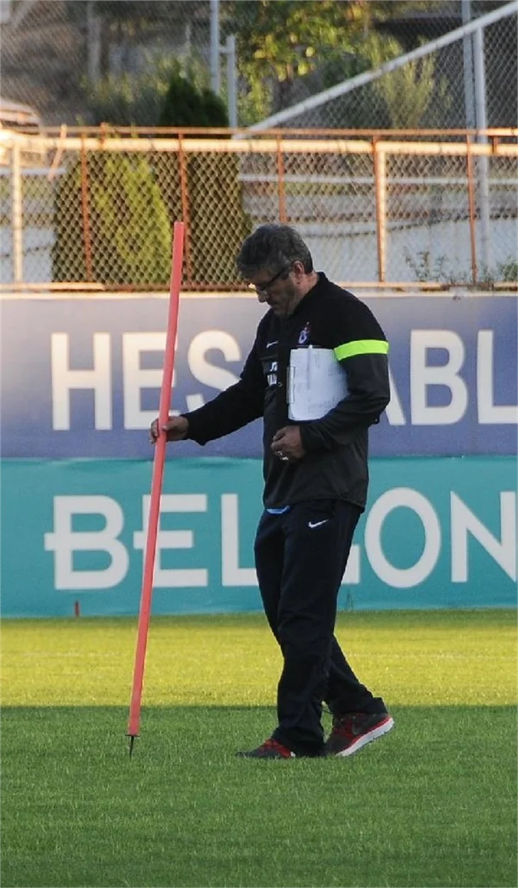 Trabzonspor yönetiminden antrenmanda takıma destek!