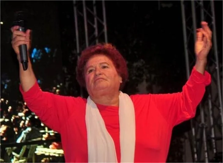 Mustafa Alabora sahneye çıkınca ortalık karıştı!