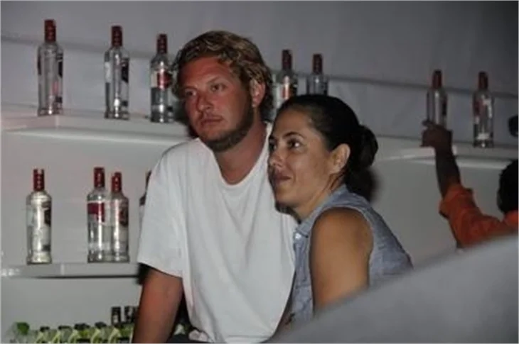 Meltem Cumbul eşinden boşandı, arka kapıdan kaçtı!