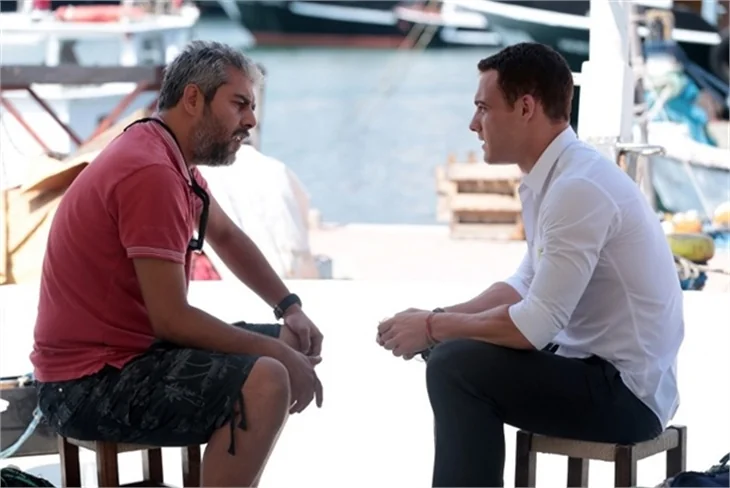 Zeynep ile Barış'ın aşkı Kerem'i rahatsız ediyor!