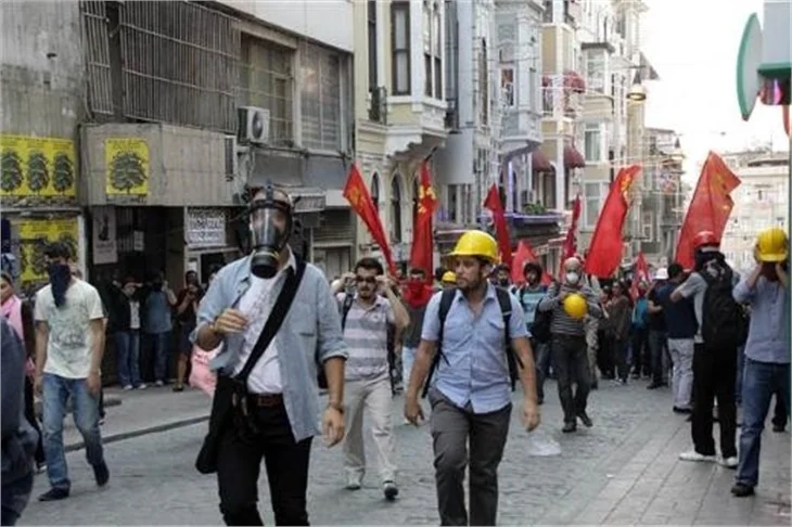 Taksim'de polis müdahalesi!