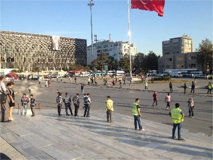 Taksim'de polis müdahalesi!