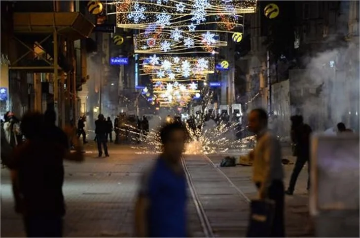 Taksim'de polis müdahalesi!