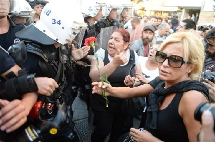 Taksim'de polis müdahalesi!