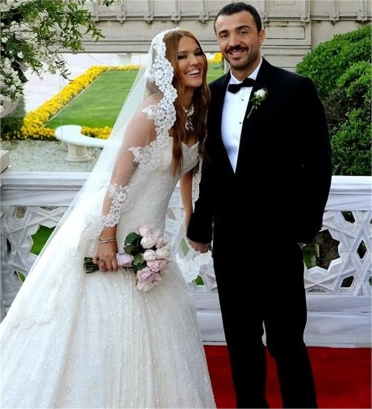 Demet Akalın bebeğinin ismine karar verdi!