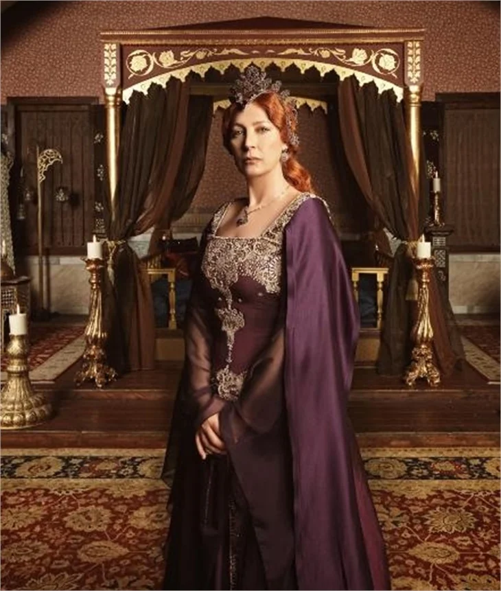 Yeni Hürrem Sultan'ı çıldırtan teklif!