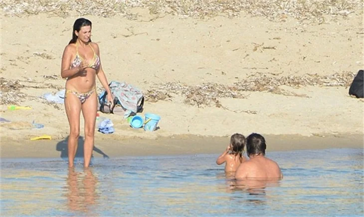 Penelope Cruz tatilde sereserpe!
