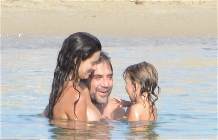 Penelope Cruz tatilde sereserpe!