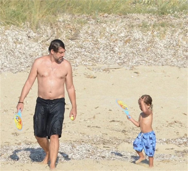 Penelope Cruz tatilde sereserpe!
