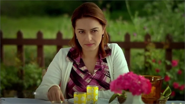 Tuba Büyüküstün'le Engin Akyürek aynı projede mi yer alacak?