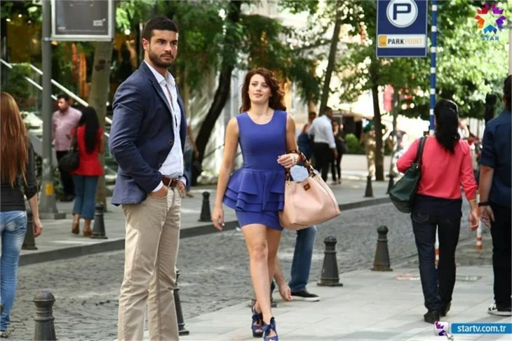 Berk Oktay ile Gizem Karaca arasında aşk mı var?