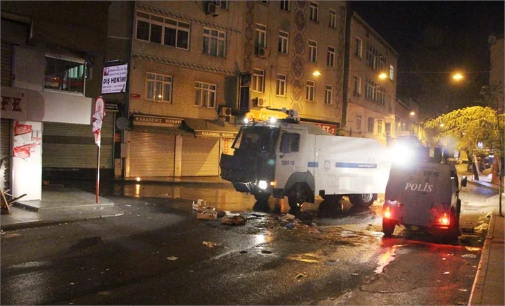 Beyoğlu'nda eylemcilere polis müdahale etti!
