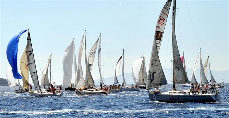 Ünlüler Famous Cup'ta yelken açtı!