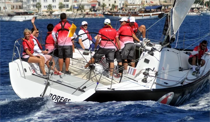 Ünlüler Famous Cup'ta yelken açtı!