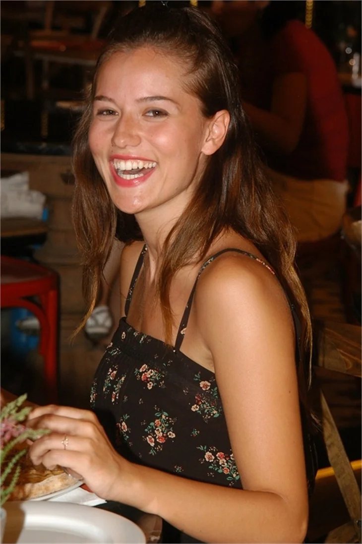 Fahriye Evcen: Benimki biraz daha uçarı bir Feride
