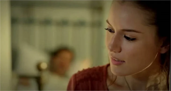 Fahriye Evcen: Benimki biraz daha uçarı bir Feride