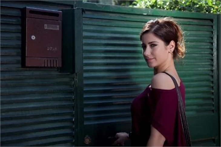 Hazal Kaya: Oyunculuğu beceremiyorum!