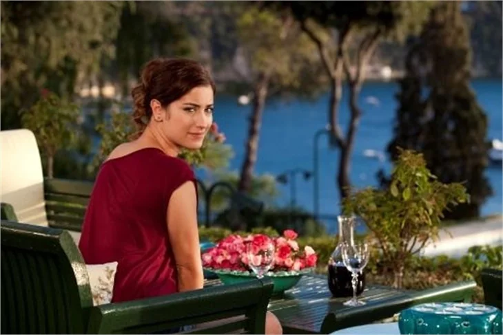 Hazal Kaya: Oyunculuğu beceremiyorum!