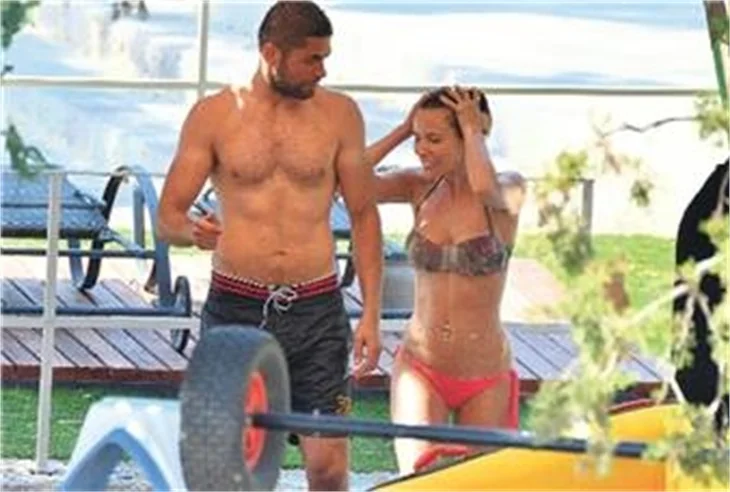 Gamze Özçelik ve Mert Öcal'ı evlilik sorusu gerdi!