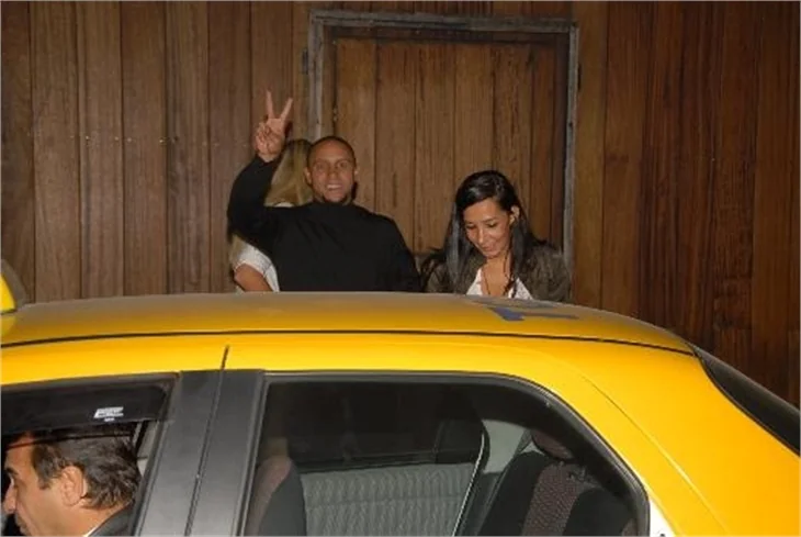 Roberto Carlos, Beyaz'a hastayım dedi, çapkınlık turunda yakalandı!