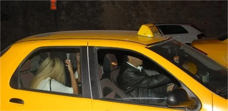 Roberto Carlos, Beyaz'a hastayım dedi, çapkınlık turunda yakalandı!