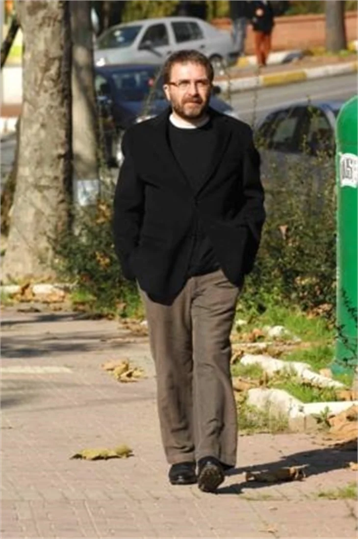 İzzet Çapa, Ahmet Hakan röportajı!