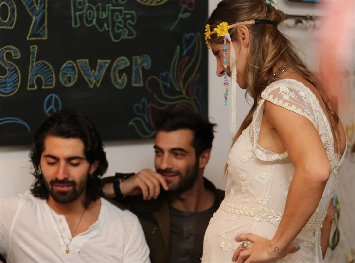Tuba Ünsal doğum için gün sayıyor!