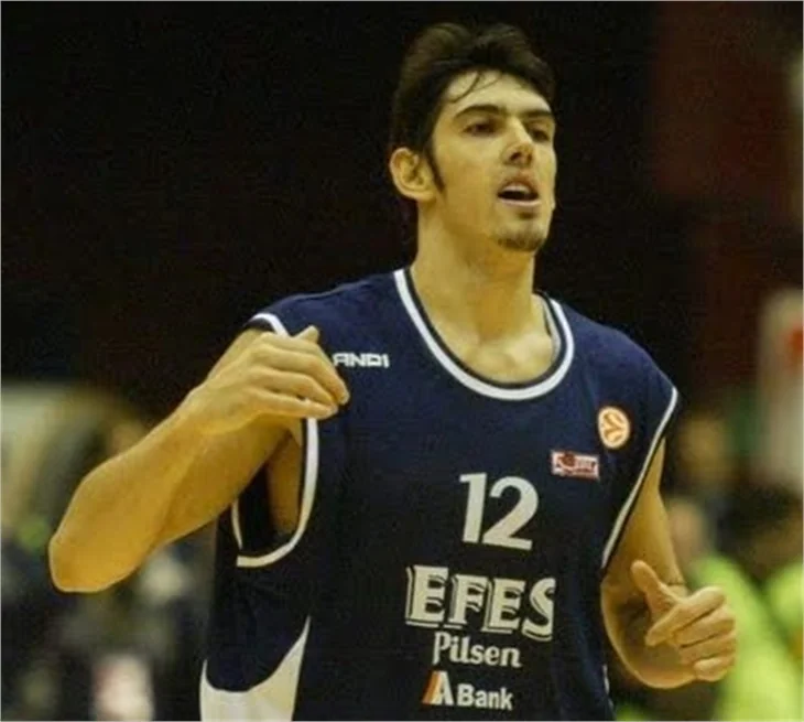 Kerem Gönlüm Ferrari'den öyle bir çıktı ki!