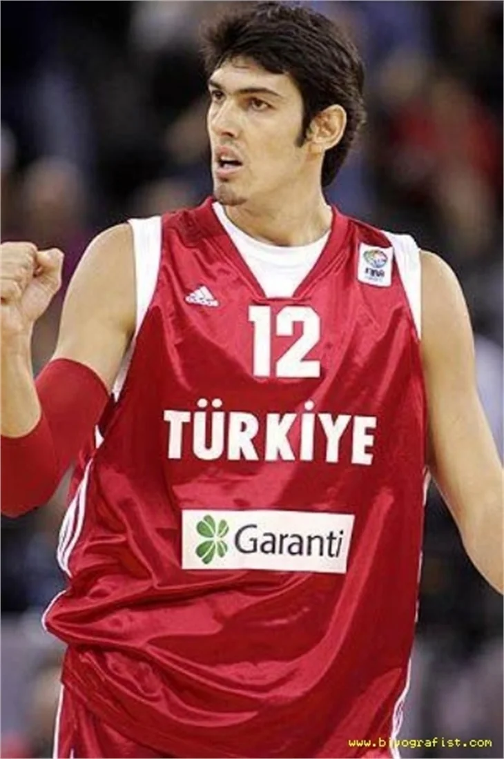 Kerem Gönlüm Ferrari'den öyle bir çıktı ki!