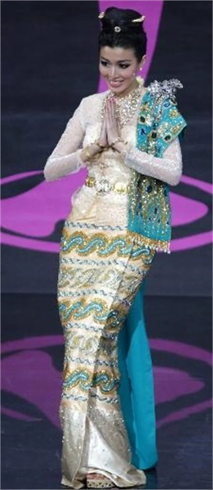 Miss Universe'de Berrin Keklikler hayal kırıklığı yarattı!