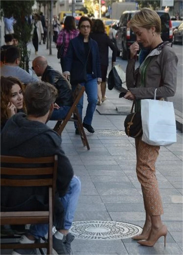 Ünlü oyuncu Bade İşçil hamile mi?