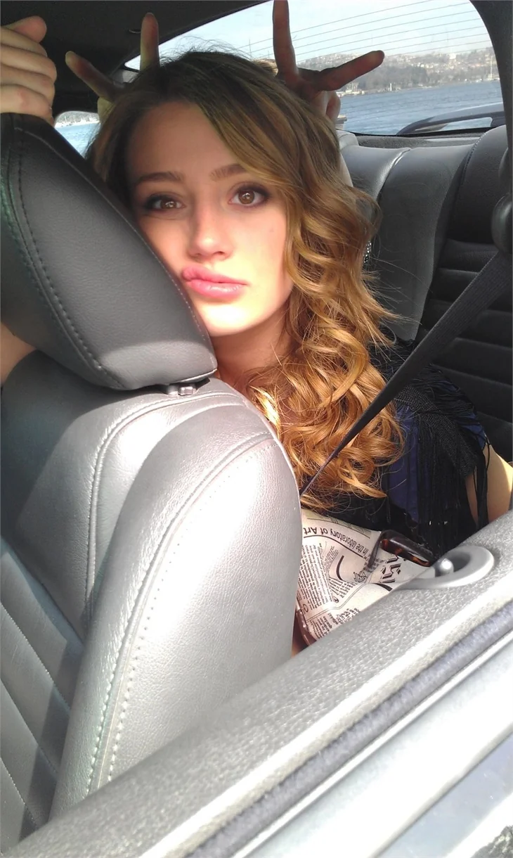 Gizem Karaca zor günleri geride bıraktı!