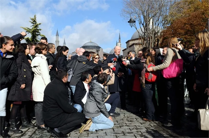 Kral ve Kraliçe Sultanahmet'te