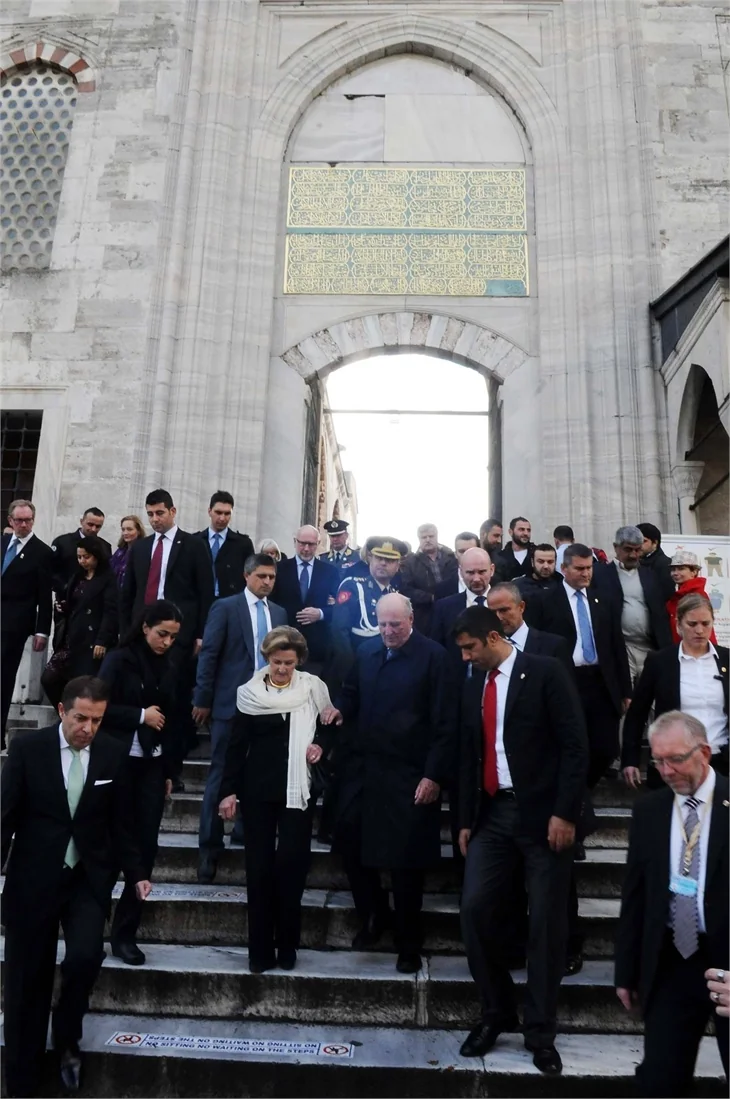 Kral ve Kraliçe Sultanahmet'te