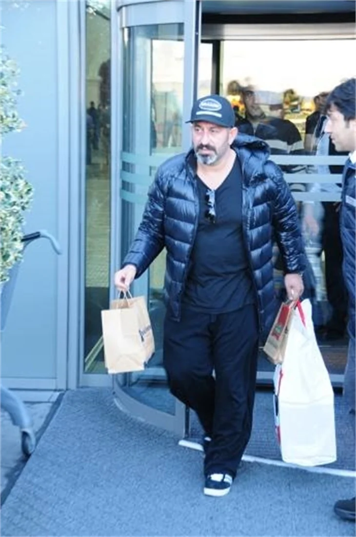 Kemal bebeğe et ziyafeti!