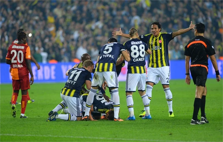 Kadıköy'deki dev derbiden enstantaneler!