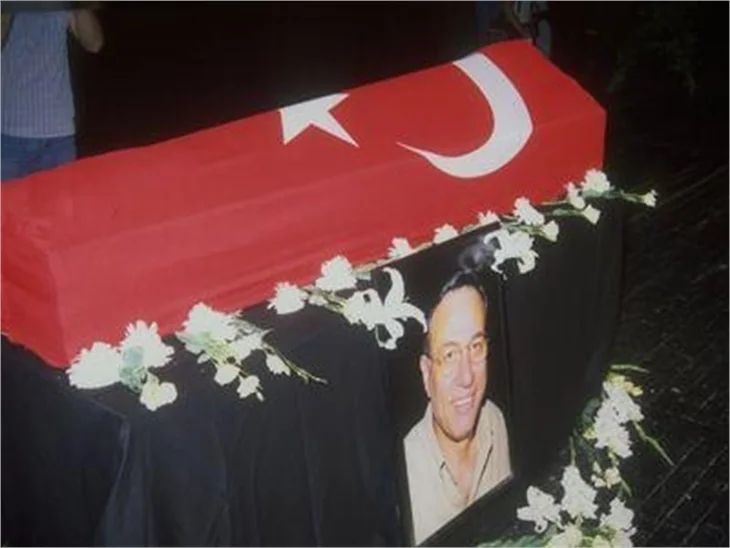 Kemal Sunal'ı saygıyla anıyoruz!