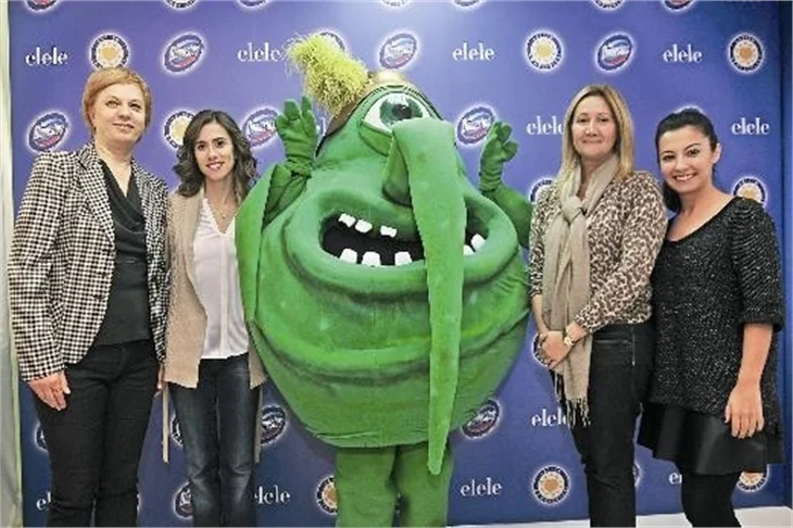 Cem Büyükhanlı, Sel'e kapıldı!