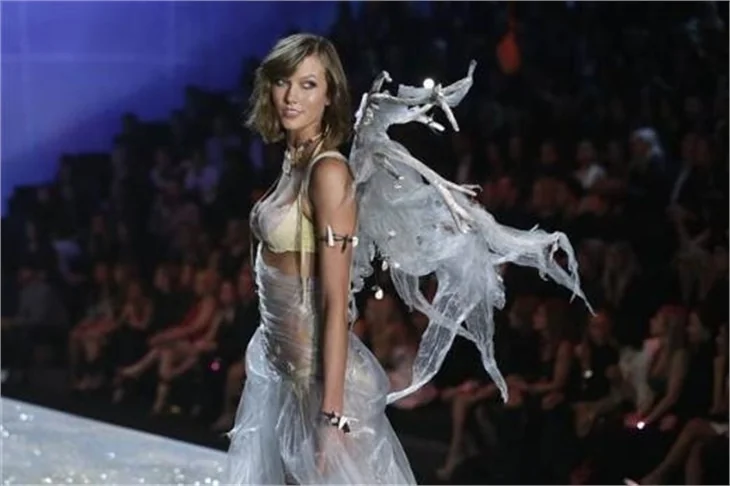 2013 Victoria's secret defilesi!