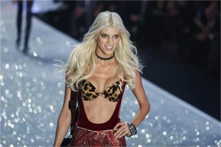 2013 Victoria's secret defilesi!