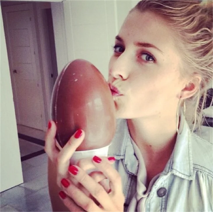 Khedira'nın Lena'sı göz kamaştırıyor!
