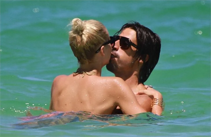 Khedira'nın Lena'sı göz kamaştırıyor!
