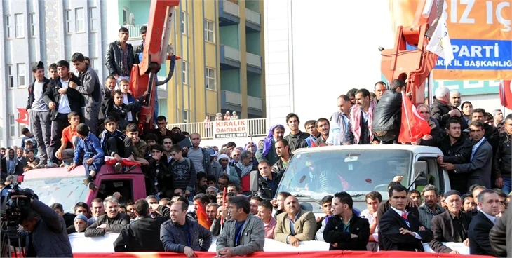 Diyarbakır'da tarihi gün