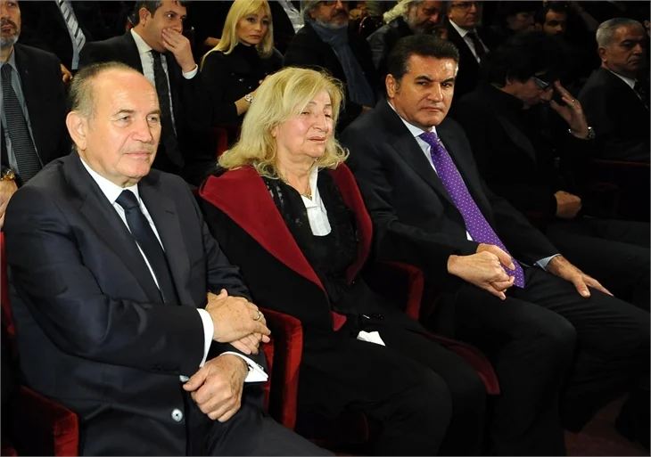 Nejat Uygur son yolculuğuna uğurlandı